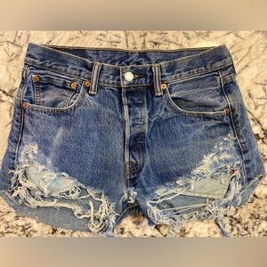 Women’s High-rise, Distressed 501 Levi’s denim shorts